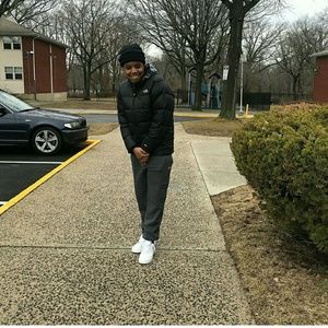 Meet your Posher, Monasha